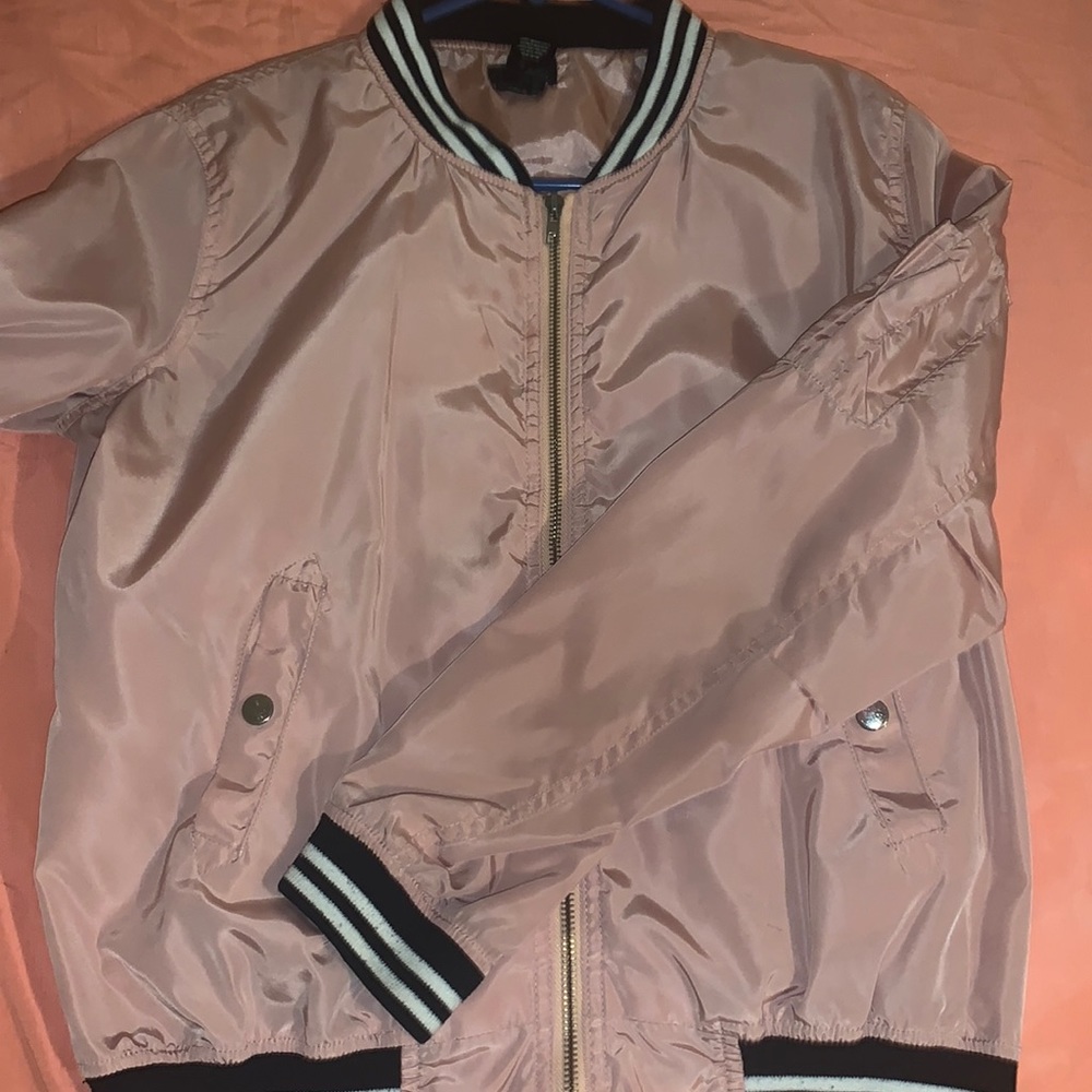 Women’s size (medium)